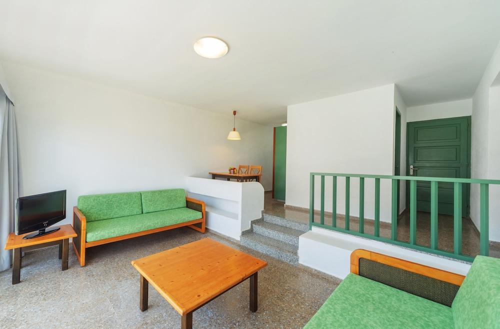 Aparthotel Aluasun Far Menorca S'Algar Exteriér fotografie
