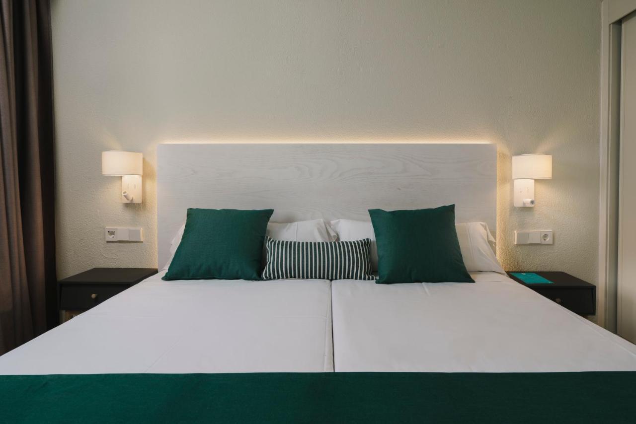 Aparthotel Aluasun Far Menorca S'Algar Exteriér fotografie
