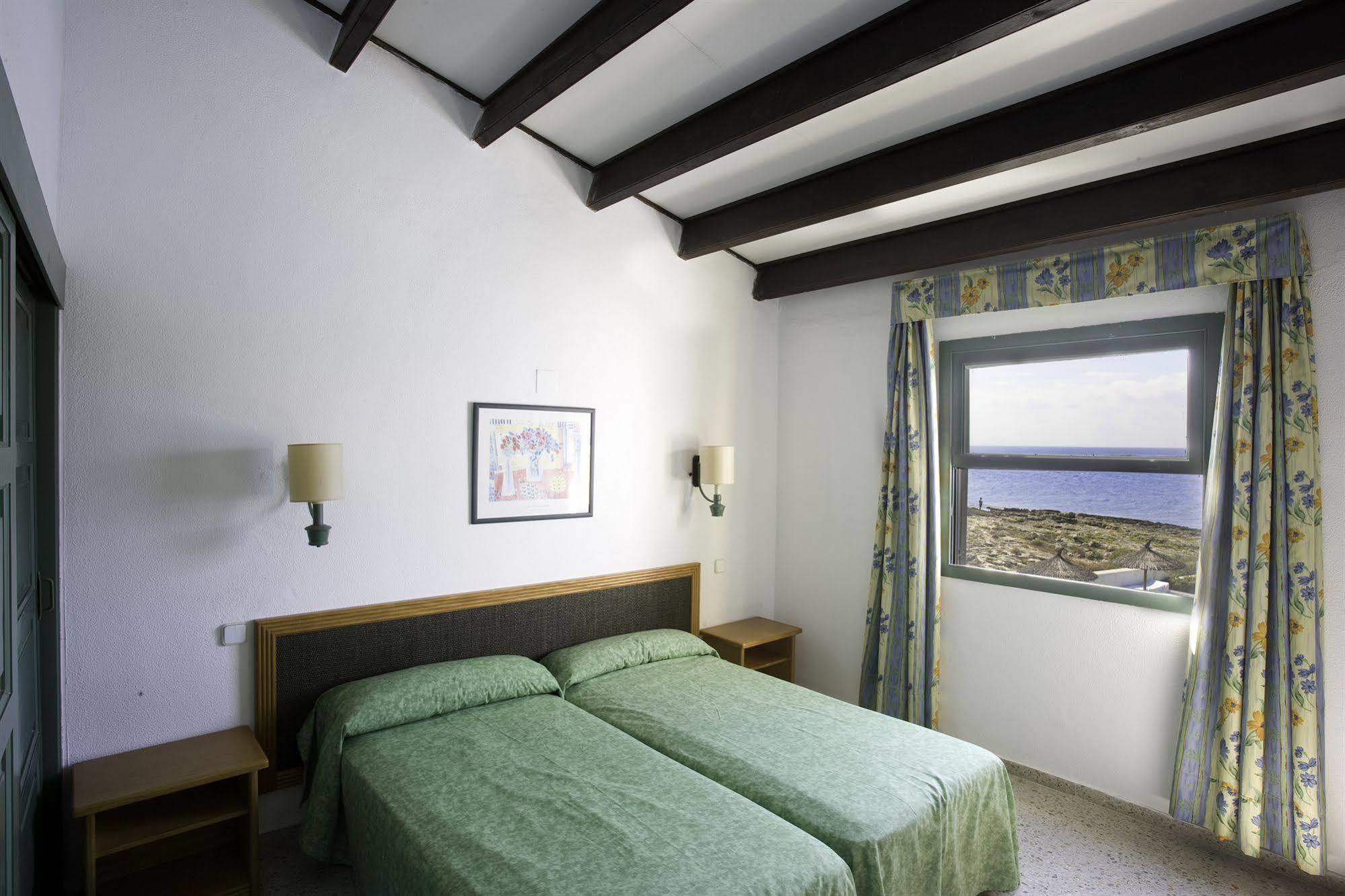 Aparthotel Aluasun Far Menorca S'Algar Exteriér fotografie
